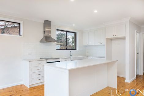 24 Fossey St, Holder, ACT 2611