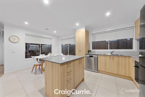 Property photo of 3 Shiraz Way Pakenham VIC 3810