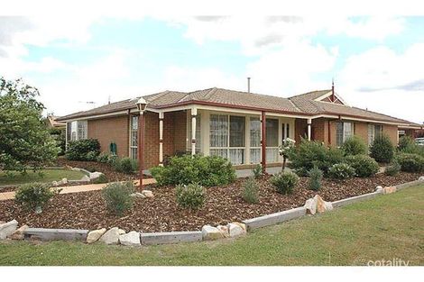 Property photo of 2 Blackwood Close Traralgon VIC 3844
