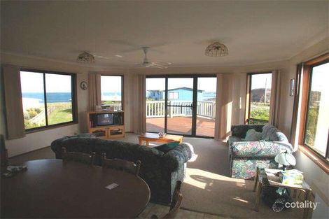 Property photo of 15 Barry Street Sunderland Bay VIC 3922