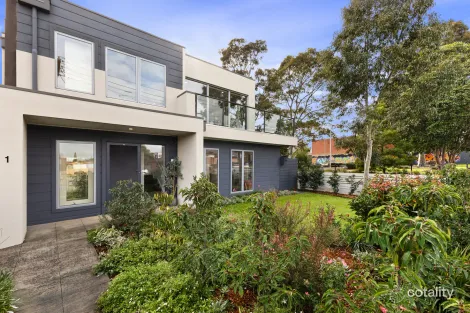1/10 Adele Ave, Ferntree Gully, VIC 3156