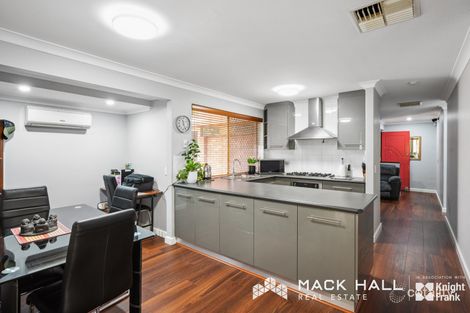 8/19 Golf Rd, Parkwood, WA 6147