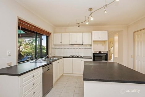 Property photo of 2 Roadhouse Wynd Sydenham VIC 3037