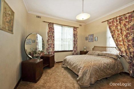 Property photo of 2 Burbank Street Ashburton VIC 3147