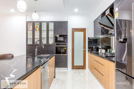 Property photo of 6 Cleaver Street Googong NSW 2620