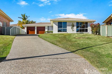 16 Burke Cl, Forster, NSW 2428