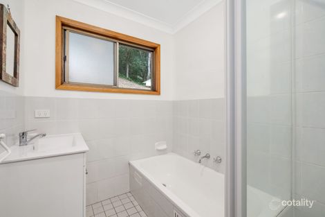 Property photo of 27 Melaleuca Crescent Tascott NSW 2250