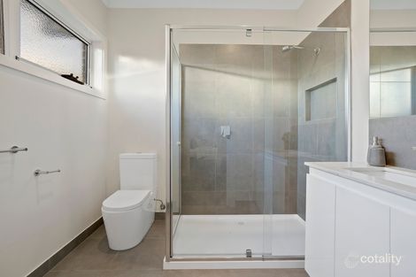 Property photo of 1/10 Pinnacle Avenue Ferntree Gully VIC 3156