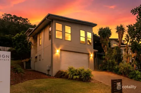 Property photo of 21 Sunset Drive Norman Gardens QLD 4701