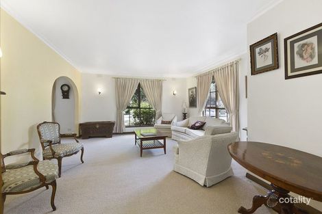 Property photo of 4 Appletree Drive Glen Waverley VIC 3150