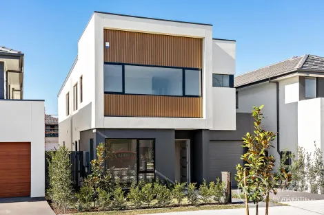 21 Mainstay St, Moorebank, NSW 2170