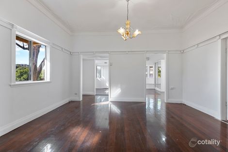 9 Earl St, Greenslopes, QLD 4120