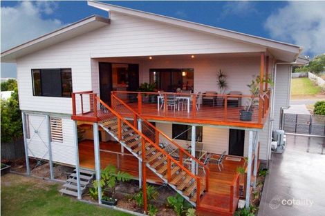4 Fraser Outlook Ct, Kawungan, QLD 4655