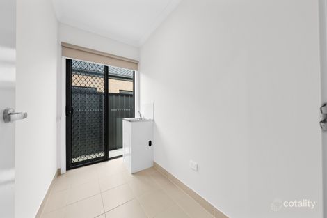 Property photo of 27 Danzig Street Kalkallo VIC 3064