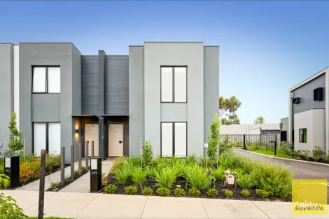 369 Waterhaven Bvd, Point Cook, VIC 3030