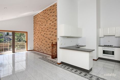 2/8 Terrell Pl, Balgownie, NSW 2519