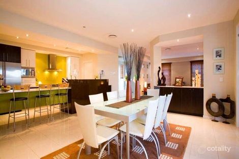 Property photo of 15 Sumner Place Carindale QLD 4152