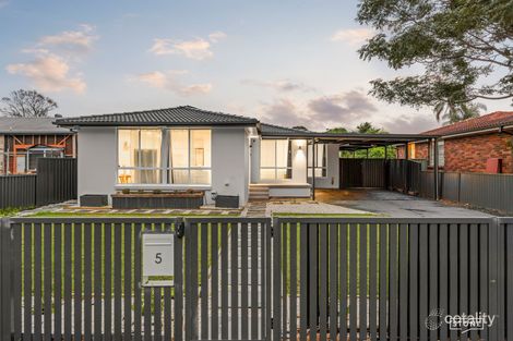 5 Brier Cres, Quakers Hill, NSW 2763