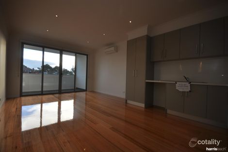 Property photo of 2/348 Gaffney Street Pascoe Vale VIC 3044