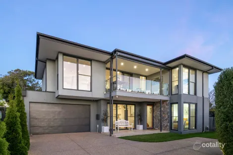 Property photo of 14 Morven Street Mornington VIC 3931