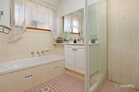 Property photo of 2 Teuma Place Glendenning NSW 2761