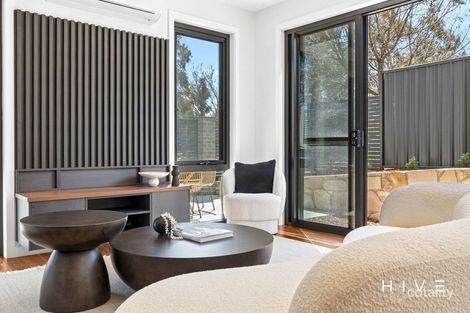 Property photo of 1/22 Enderby Street Mawson ACT 2607