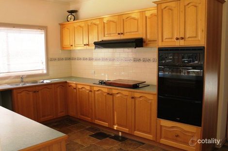 Property photo of 1 Sherwood Court Drouin VIC 3818