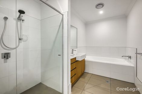 Property photo of 4/45 Kersley Road Kenmore QLD 4069
