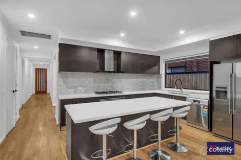 Property photo of 4 Maroa Street Tarneit VIC 3029