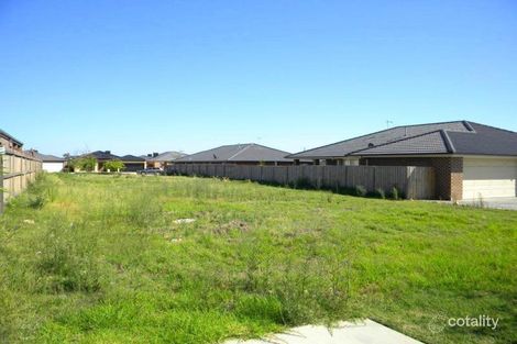 Property photo of 5 Beldale Court Sandhurst VIC 3977