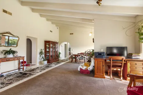 Property photo of 10 Lorrayne Court Maffra VIC 3860