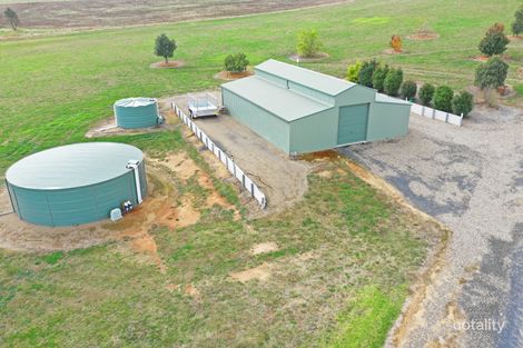 Property photo of 105 Donges Road Young NSW 2594