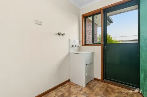 Property photo of 2/18 Monze Drive Langwarrin VIC 3910