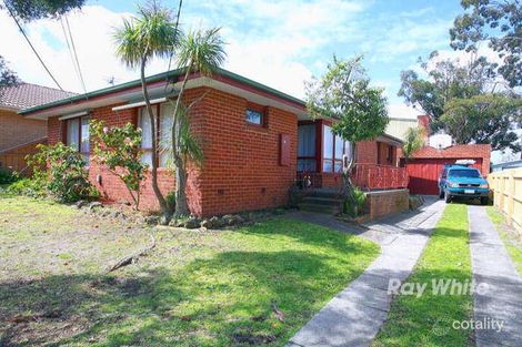 Property photo of 47 Woomera Avenue Keysborough VIC 3173