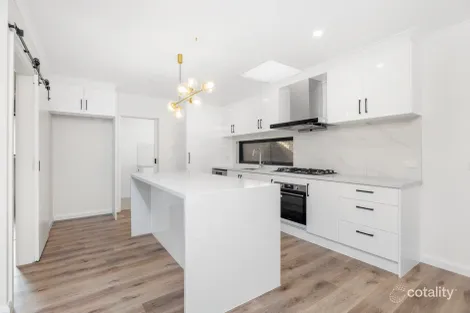 Property photo of 8 Oconnor Road Knoxfield VIC 3180