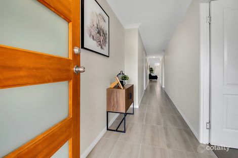 Property photo of 2/3 Jindilli Way Tinana QLD 4650