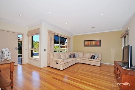 Property photo of 2/23 Avondale Grove Mount Waverley VIC 3149