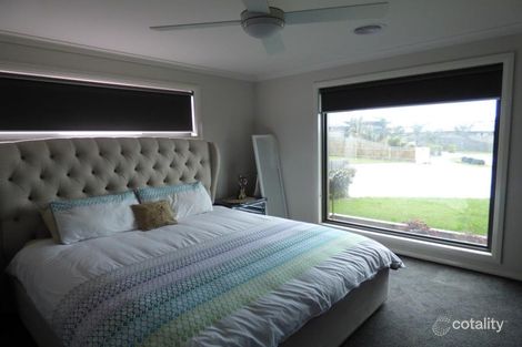 Property photo of 7 Rostrevor Close Traralgon VIC 3844
