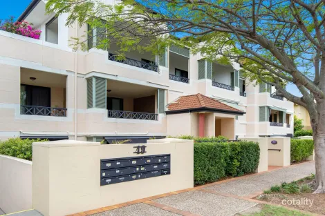 4/49 Racecourse Rd, Hamilton, QLD 4007