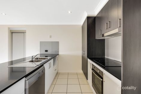 Property photo of 28 Wandoo Crescent Westbrook QLD 4350
