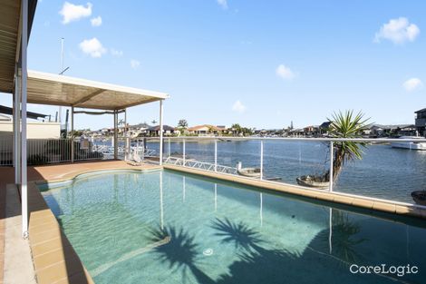 Property photo of 34 Oxley Drive Paradise Point QLD 4216