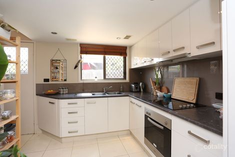 Property photo of 6/62 Coolangatta Road Coolangatta QLD 4225