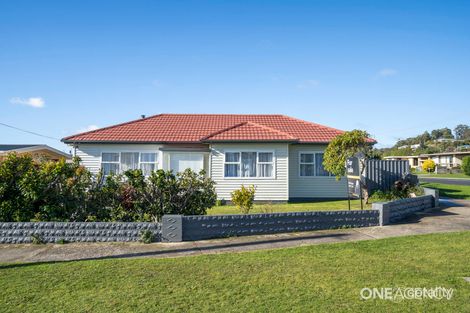 Property photo of 10 George Street Somerset TAS 7322