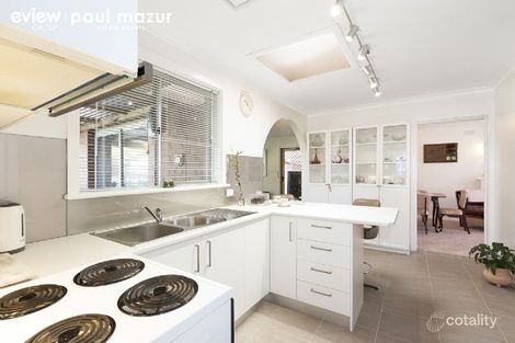 Property photo of 33 Lincoln Drive Cheltenham VIC 3192