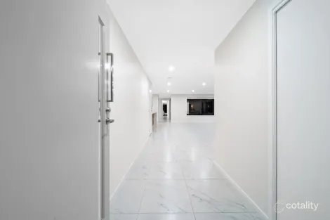 Property photo of 24 Morris Street Bundamba QLD 4304