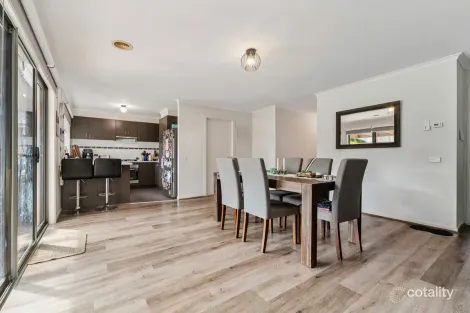 Property photo of 1/35 Brunnings Road Carrum Downs VIC 3201