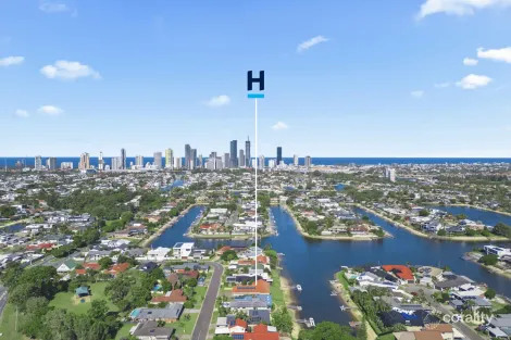 22 Wyuna St, Broadbeach Waters, QLD 4218