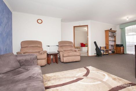 Property photo of 1 Togo Place Gordon ACT 2906