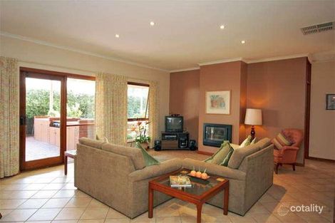 Property photo of 6 Chestnut Grove Magill SA 5072