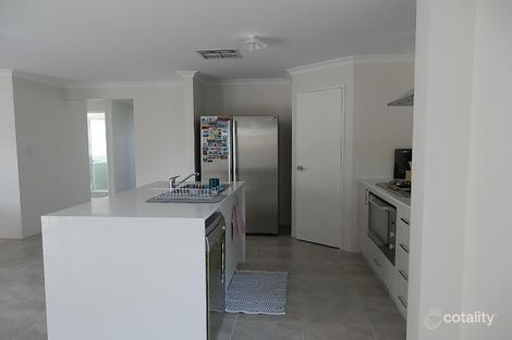 8 Bundarra Way, Golden Bay, WA 6174